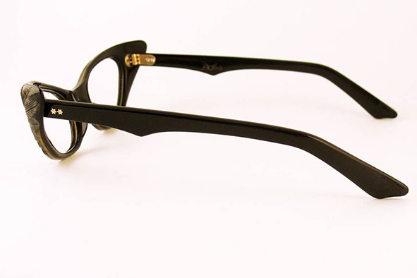 vintage eyewear : womens : 1960s by Paris Eyewear FRANCE