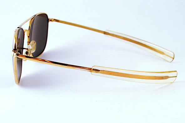 vintage sunglasses : unisex : 1950s-60s American Optical pilot sunglasses (USA)