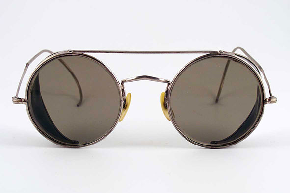 vintage sunglasses : 1920s/30s work/safety sun goggles by BAO UK