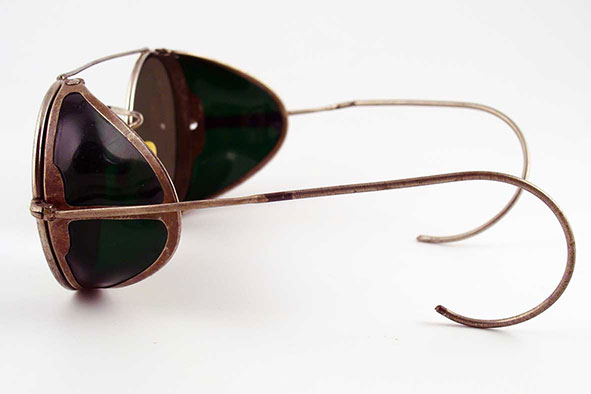 vintage sunglasses : 1920s/30s work/safety sun goggles by BAO UK