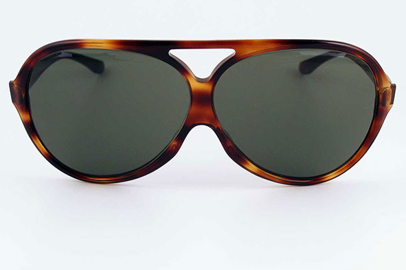 vintage sunglasses : 1970s Ray-Ban Belhurst by BAUSCH & LOMB USA