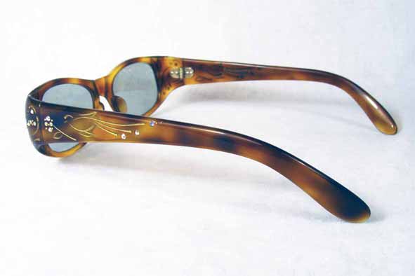 vintage sunglasses : womens : 1960's marked FRANCE